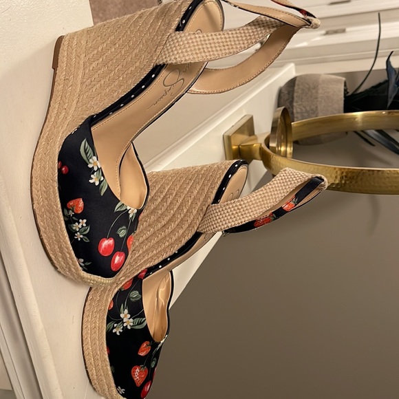 Size 10 Jessica Simpson "Zestah" Platform Wedge Espadrille Sandals W/Fruit Print - Picture 11 of 12